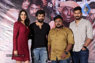 Chikati Gadilo chithakotudu Success meet - 14 of 21