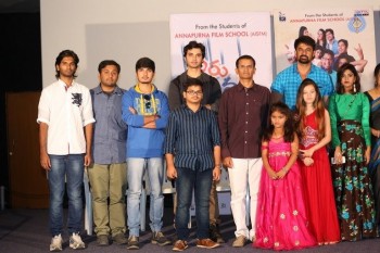 Chiru Godavalu Premiere Press Meet - 8 of 41