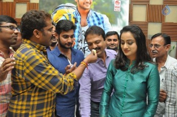 Chuttalabbayi Team Visits in Hyderabad Theaters - 52 of 63