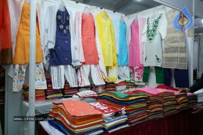 Dakkshi Guttikonda Inaugurated Silk of India Expo - 1 of 11