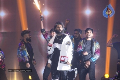 Dear Comrade Music Festival in Hyderabad Set 01 - 36 of 34