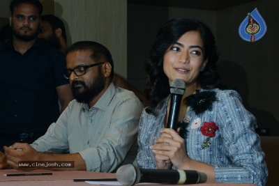 Dear Comrade Press Meet At Vizag - 7 of 20