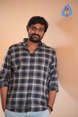 Director Ajay Bhupathi Interview Stills - 7 of 19