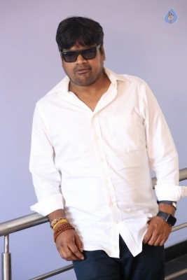 Director Harish Shankar DJ Interview Photos - 11 of 20