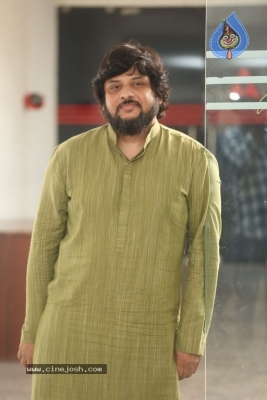 Director Surender Reddy Interview Photos - 7 of 19