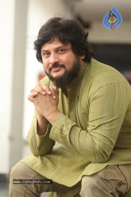 Director Surender Reddy Interview Photos - 13 of 19