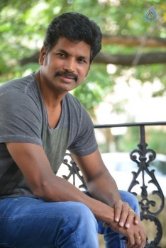 Director Veeru Potla Interview Photos - 8 of 21