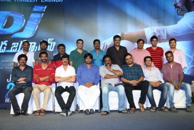 DJ Duvvada Jagannadham Theatrical Trailer Launch - 27 of 50