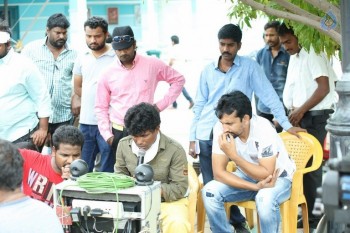 Dwaraka Movie Working Photos - 6 of 11