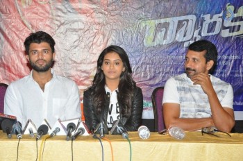 Dwaraka Team Press Meet at Haailand - 31 of 41