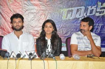 Dwaraka Team Press Meet at Haailand - 31 of 41