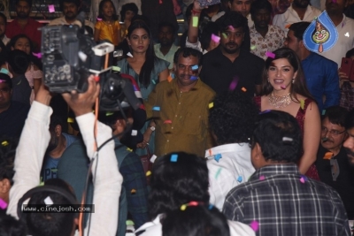 Entha Manchivaadavuraa Pre Release Event Set 02 - 47 of 81