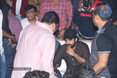 Entha Manchivaadavuraa Pre Release Event Set 02 - 58 of 81