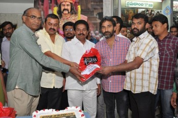 Fans Celebrates Gautamiputra Satakarni Success - 40 of 54