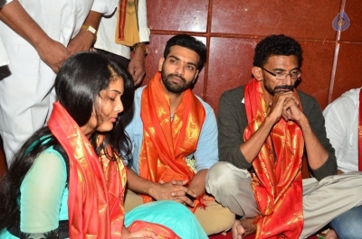 Fidaa Team at Maddi Anjaneya Swamy Temple - 5 of 42