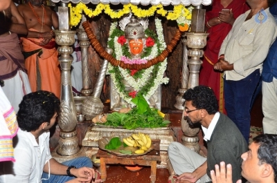 Fidaa Team at Maddi Anjaneya Swamy Temple - 10 of 42