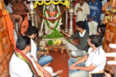 Fidaa Team at Maddi Anjaneya Swamy Temple - 24 of 42