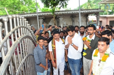Fidaa Team at Maddi Anjaneya Swamy Temple - 31 of 42