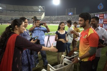 Garam Platinum Disc Function at CCL Match - 4 of 42