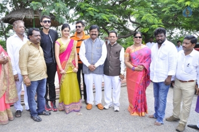 Gilli Danda Movie Opening Photos - 15 of 21