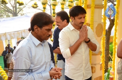Gopichand 25th Film Opening Photos - 10 of 75