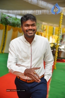 Gopichand 25th Film Opening Photos - 25 of 75