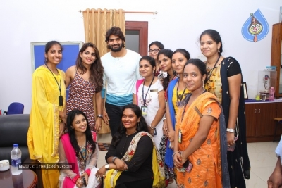 Guna 369 College Tour in Vizag - 14 of 15