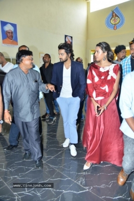 Happy Wedding Movie Team At GIET College Rajahmundry - 5 of 21
