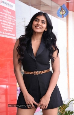 Hebah Patel Unveils Free Shopping Weekend Of Brand Factory - 24 of 42