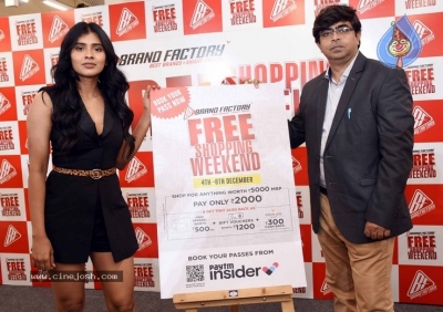 Hebah Patel Unveils Free Shopping Weekend Of Brand Factory - 33 of 42