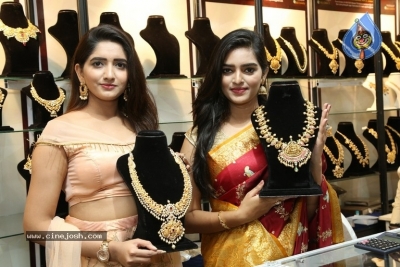 Heena Rai and Priya Murthy inaugurated Poppy Petals Luxury Expo  - 18 of 42