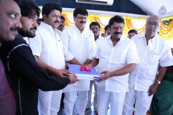 Iddari Madhya 18 Movie Opening - 25 of 42