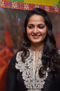Inji Iduppazhagi Tamil Movie Audio Launch - 40 of 63