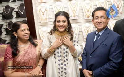 Joyalukkas Akshaya Tritiya 2019 Collection Unveiled By Kajol - 13 of 20