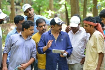 Killing Veerappan New Working Pics - 1 of 21