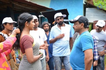 Killing Veerappan New Working Pics - 4 of 21