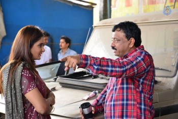 Killing Veerappan New Working Pics - 5 of 21