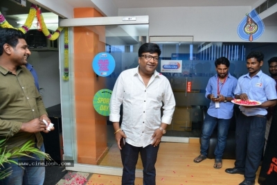 Kona Venkat at Radio City to Launch Neevevaro First Song - 2 of 12