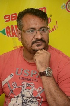 L7 Movie Team at Radio Mirchi - 6 of 20