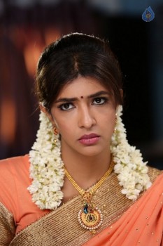 Laxmi Bomb Movie Working Photos - 17 of 18