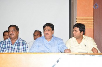 Loafer Movie Distributors Press Meet - 15 of 30