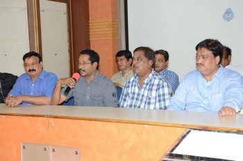 Loafer Movie Distributors Press Meet - 18 of 30