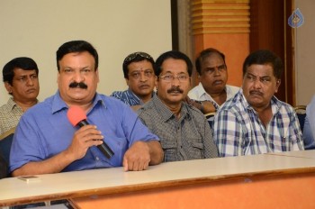 Loafer Movie Distributors Press Meet - 22 of 30