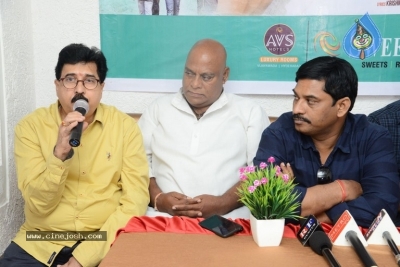 London Babulu Movie Press Meet at Sweet Magic Guntur - 5 of 12