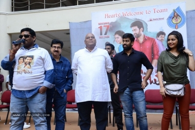 London Babulu Team Hungama at Vijayawada - 33 of 42