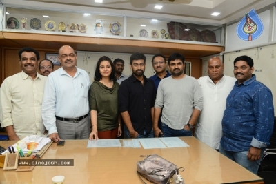 London Babulu Team Hungama at Vijayawada - 36 of 42
