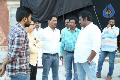 London Babulu Movie Ticket Launch By VV Vinayak - 7 of 9