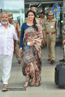Mahanati Movie Team Meet Chandrababu Naidu - 35 of 41