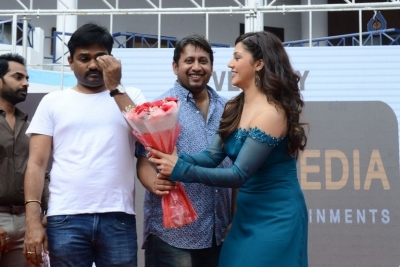 Mahanubhavudu Movie 2nd Song Launch at Vignan College - 7 of 21