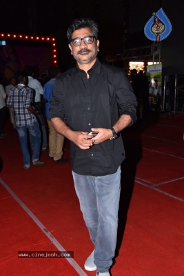 Maharshi Movie Pre Release Event 02 - 32 of 90